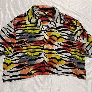 Ed Hardy Cropped Button Down-Abstract Tiger Print-Women’s XL-Y2K style